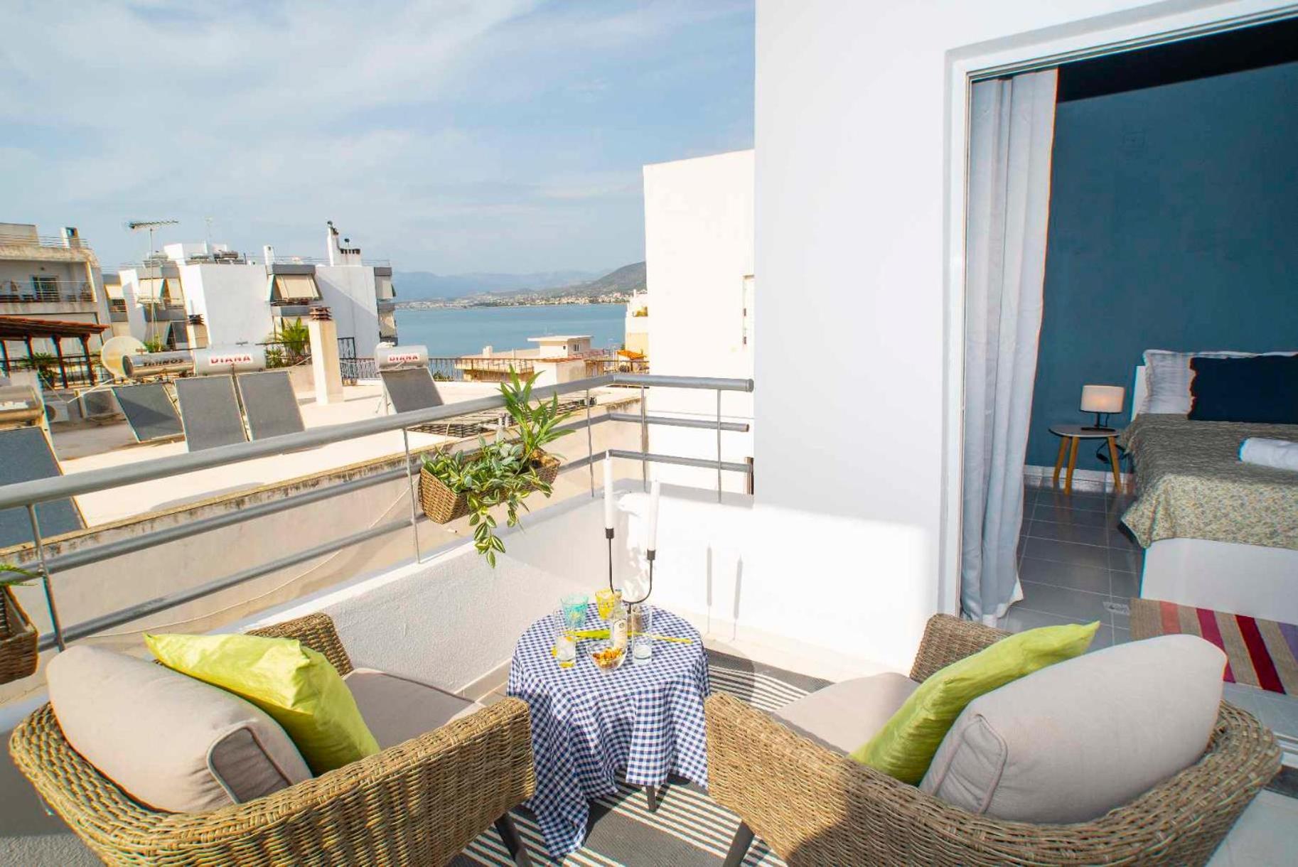 Top Floor Apartment In คัลกิดา ภายนอก รูปภาพ